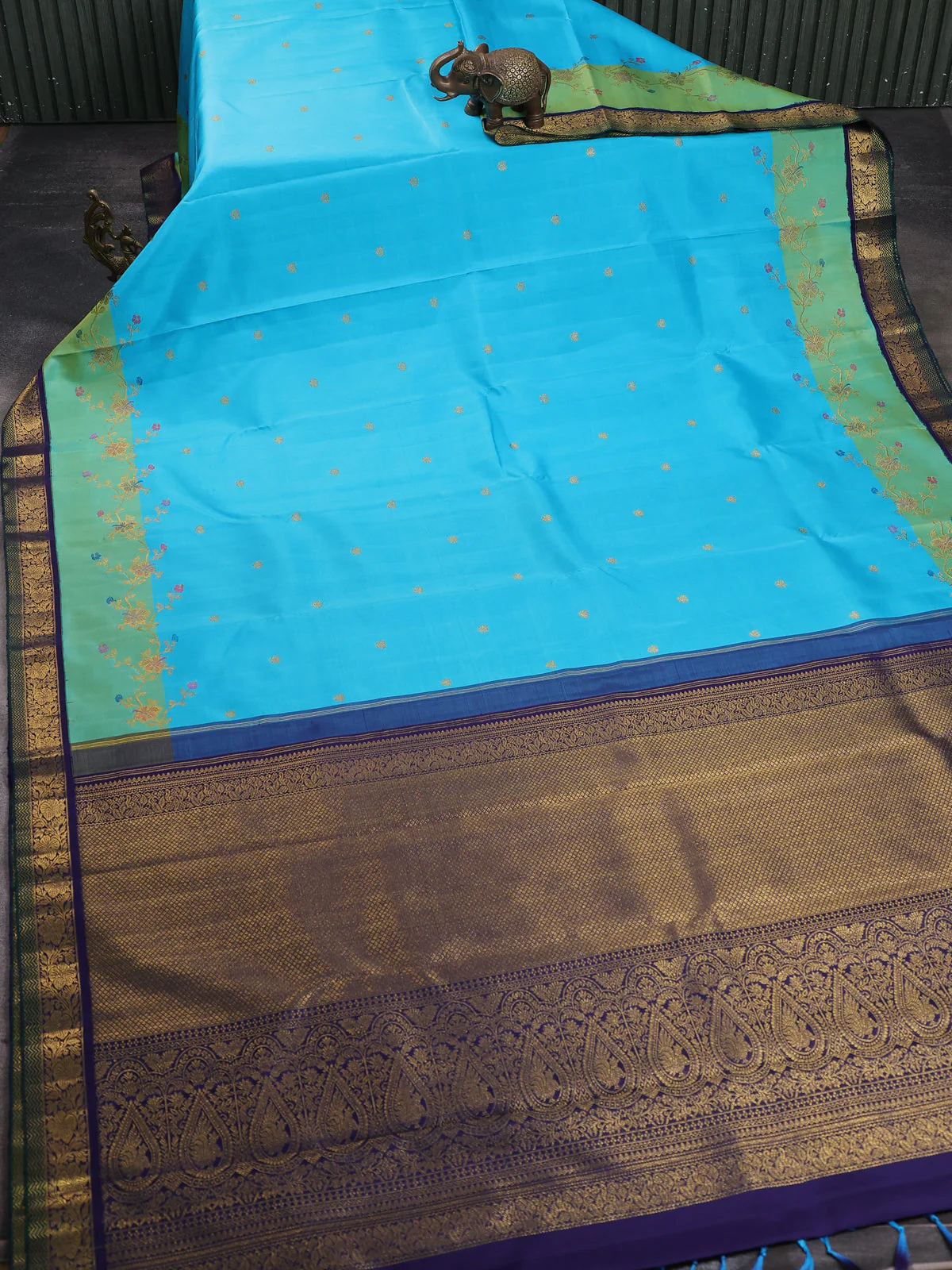 Aqua Blue - Dark Blue Pure Kanchipuram Silk Saree - Image 2
