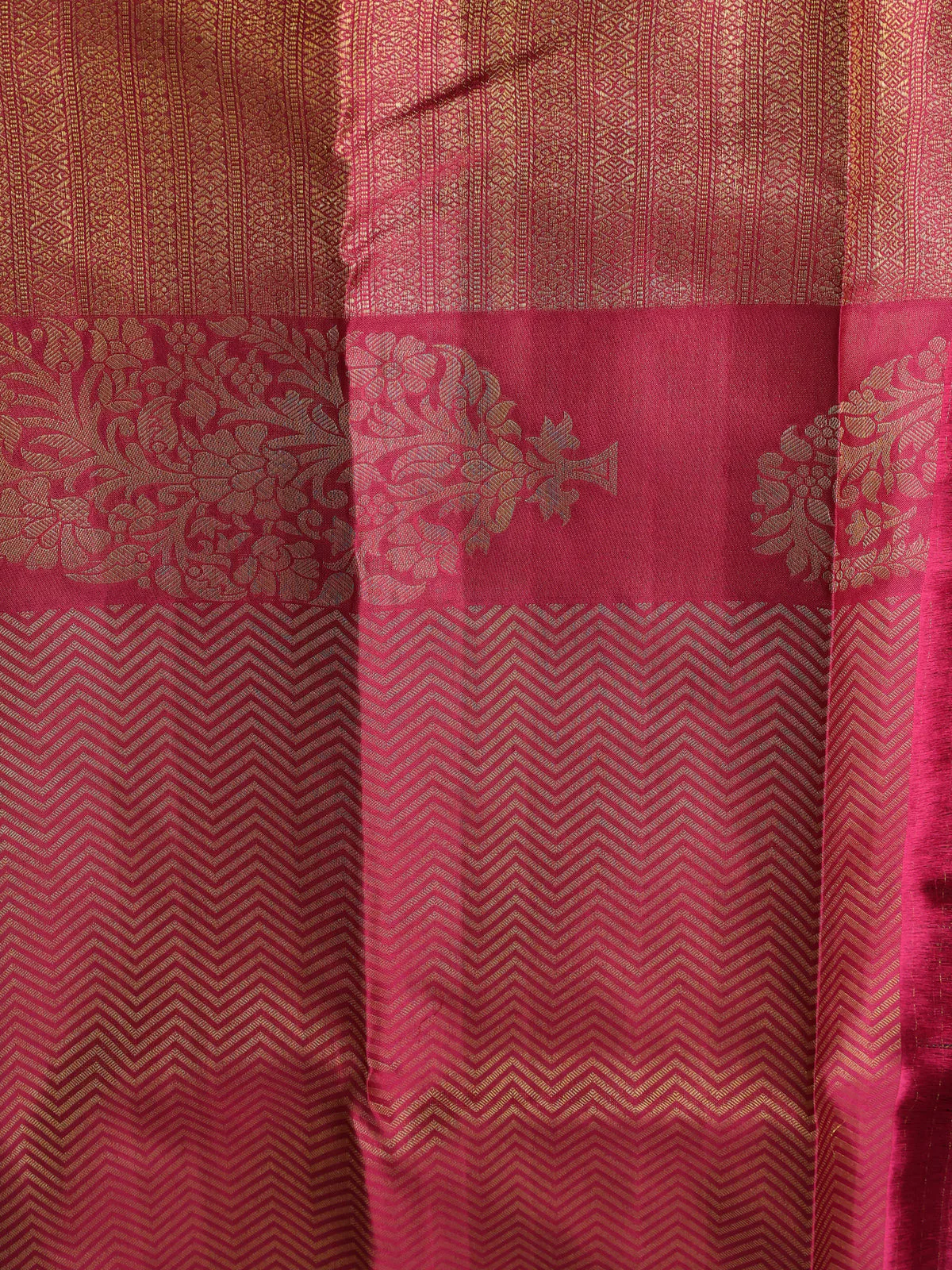 Bottle Green-Maroon Pure Kanchipuram Silk Saree - Image 4