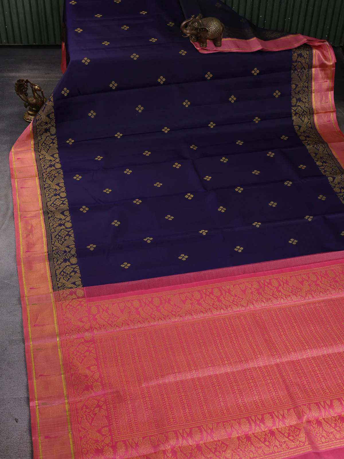 Dark Blue - Pink Pure Kanchipuram Silk Saree - Image 2