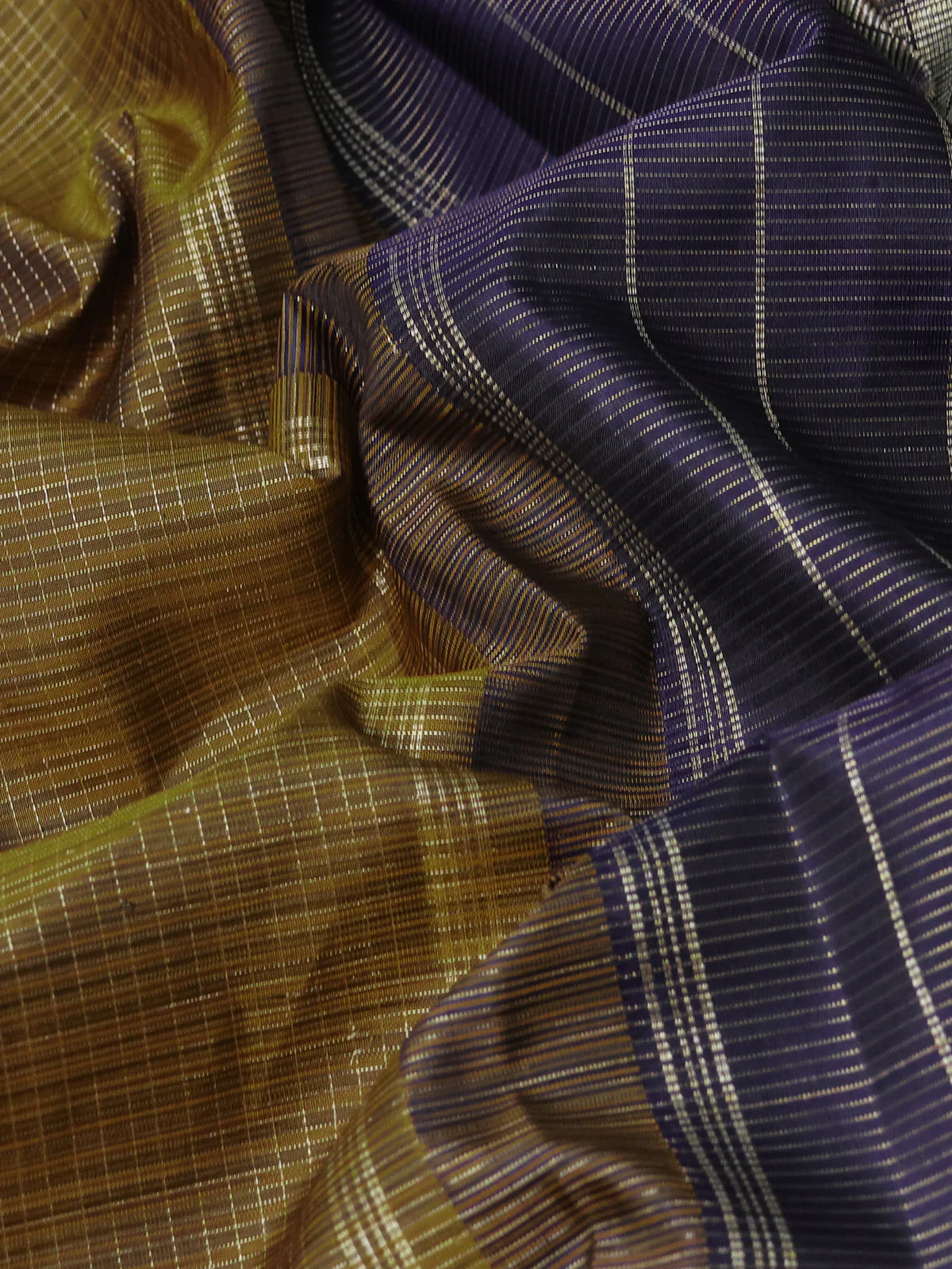 Dark Mustard-Navy Blue Pure Kanchipuram Silk Saree - Image 3