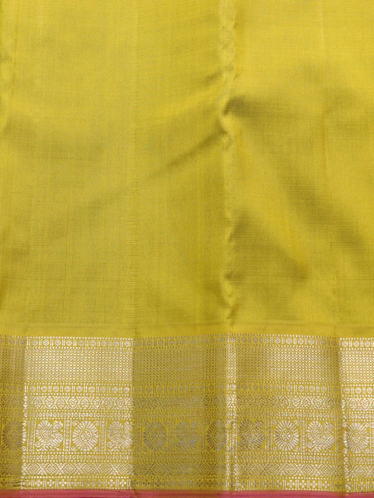 Green - Yellow Pure Kanchipuram Silk Saree - Image 4