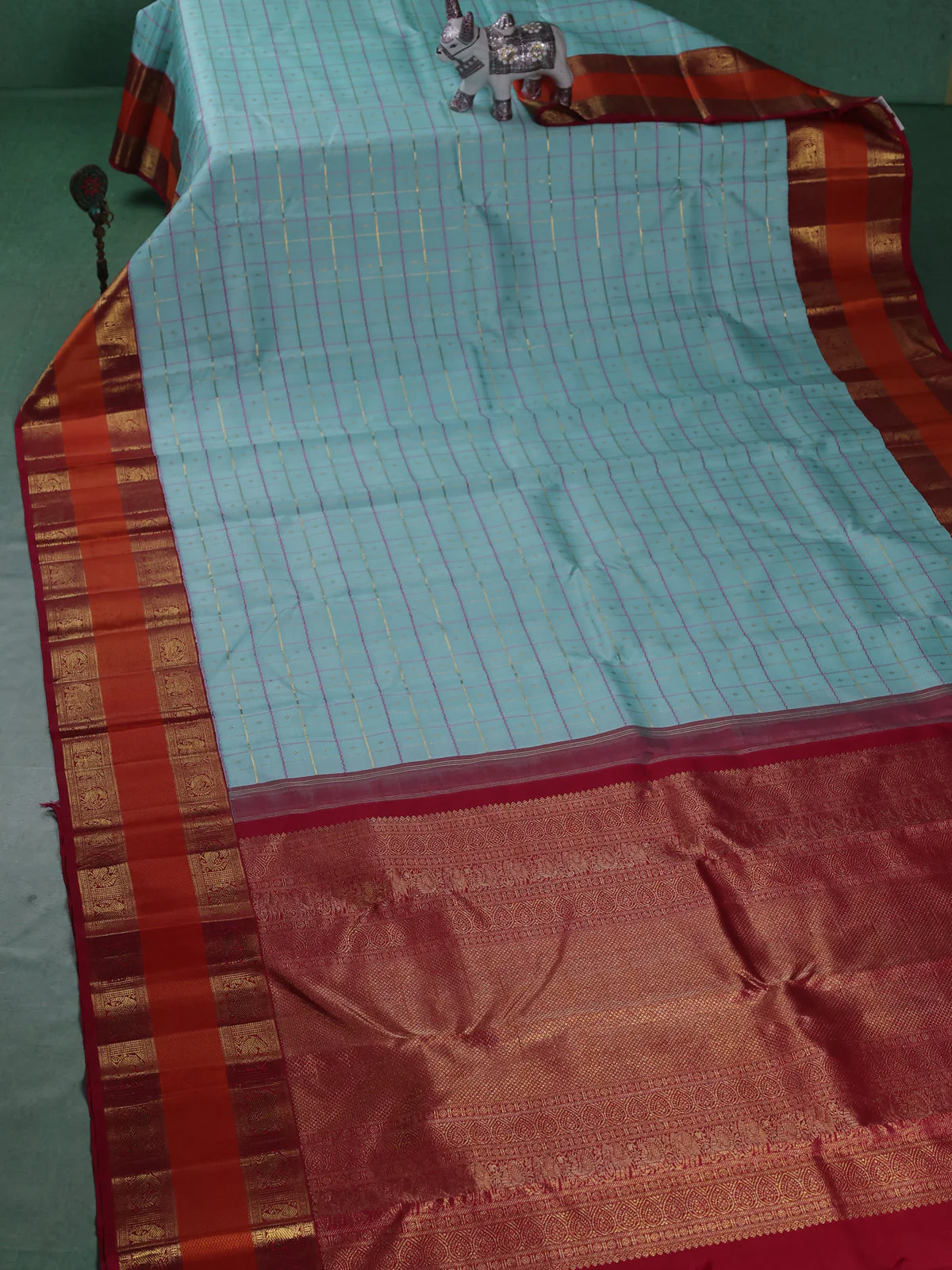 Light Blue-Pink Pure Kanchipuram Silk Saree - Image 2