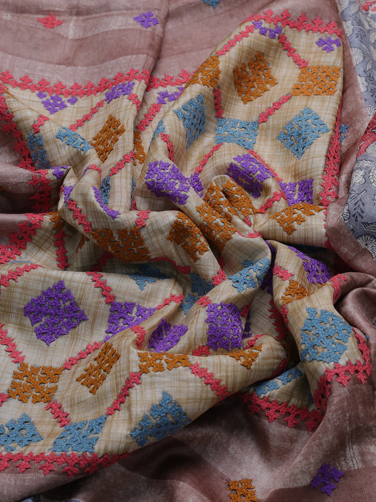 Light Brown-Red And Grey Tussar Kantha Embroidery Saree - Image 3
