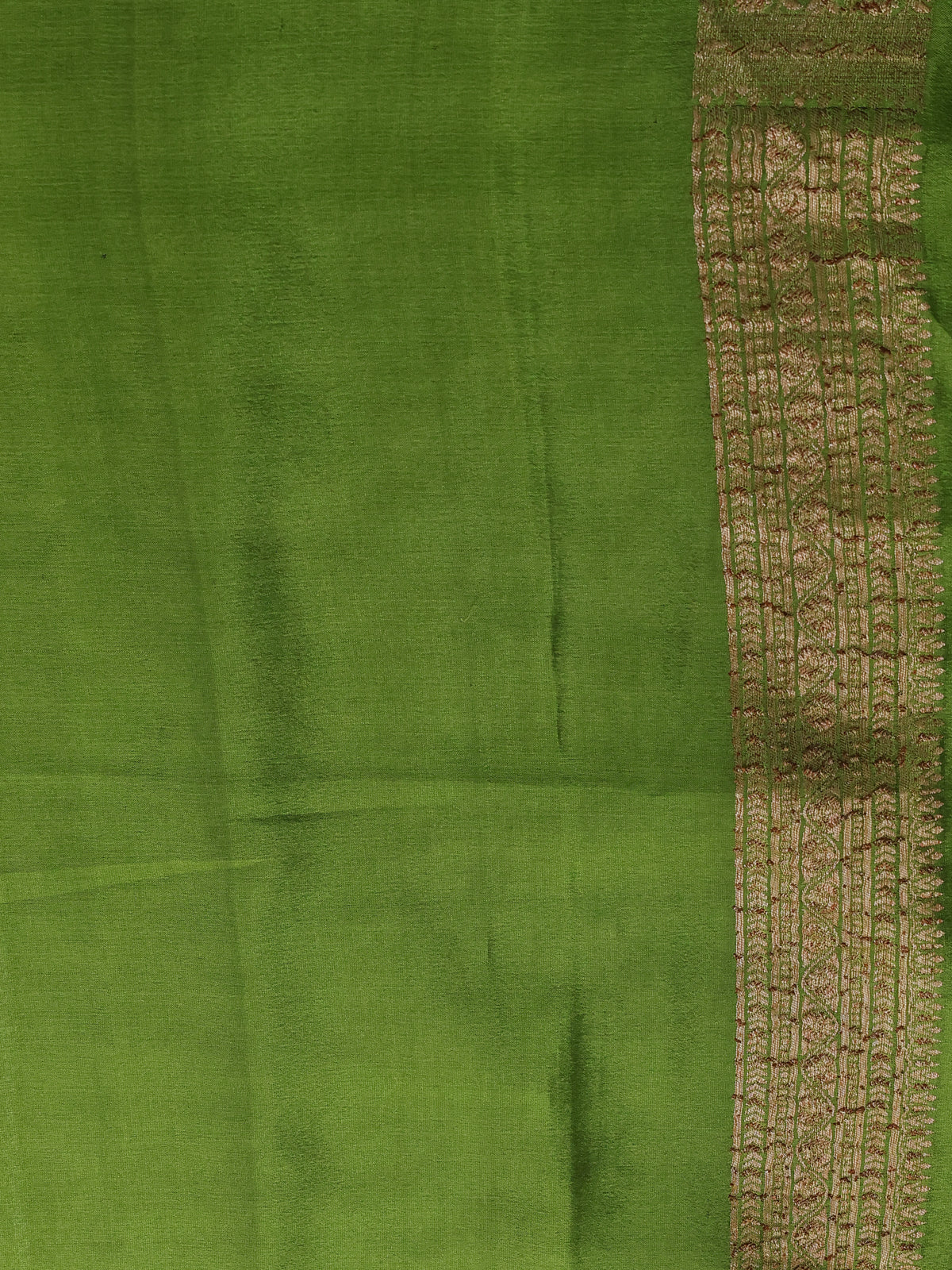 Mehendi Green Banarasi Crepe Saree - Image 4