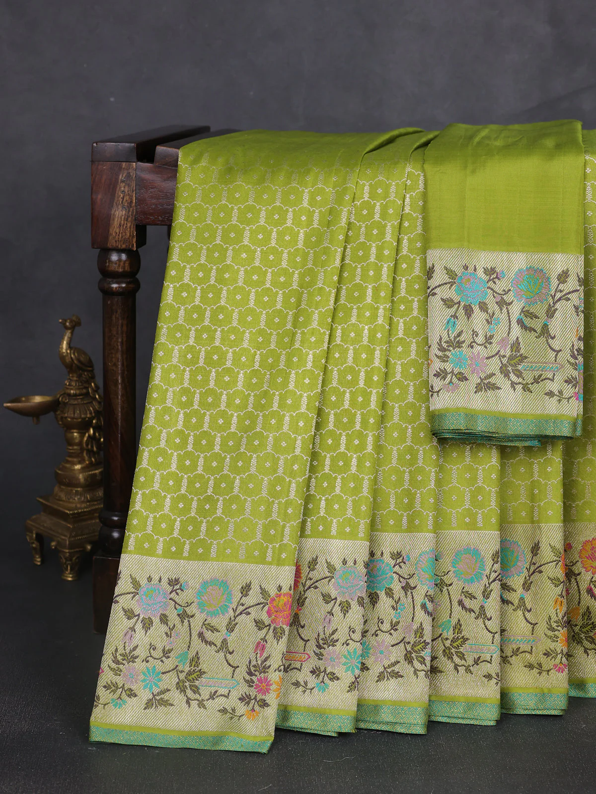 Mehendi Green Pure Kanchipuram Silk Saree