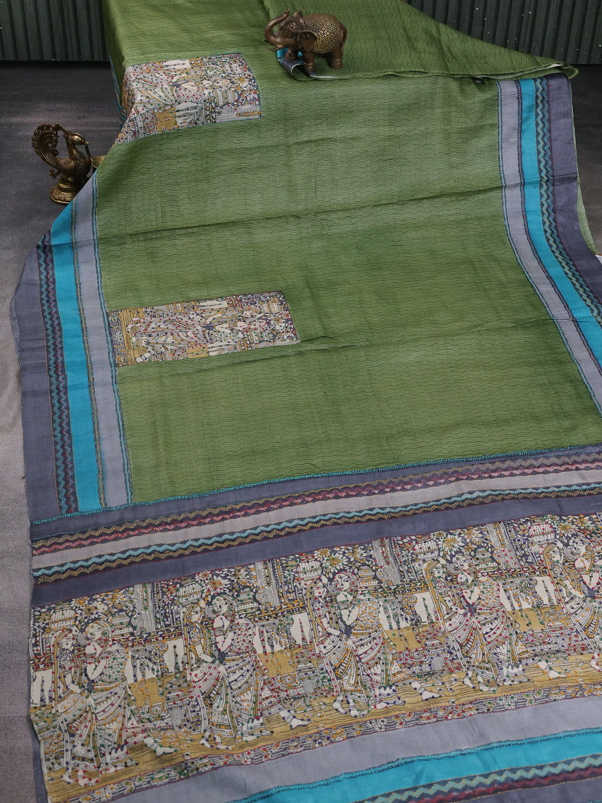 Mehendi Green Tussar Kantha Embroidery Saree - Image 2