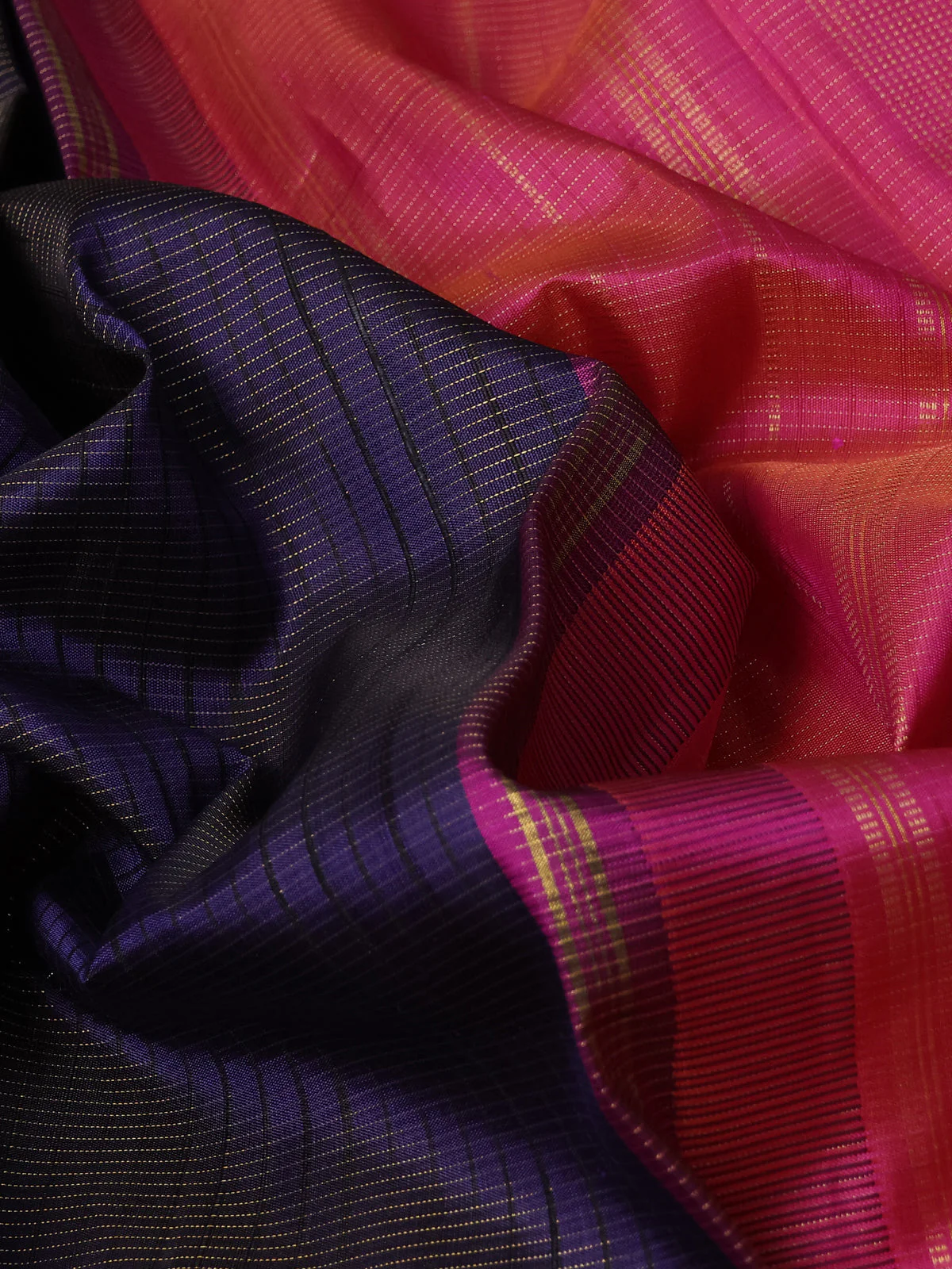 Navy Blue-Pink Pure Kanchipuram Silk Saree - Image 3