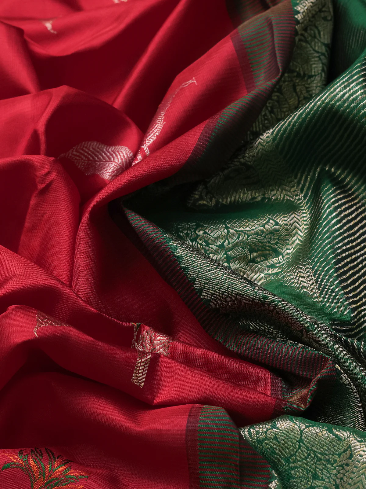 Red-Green Pure Kanchipuram Silk Saree - Image 2