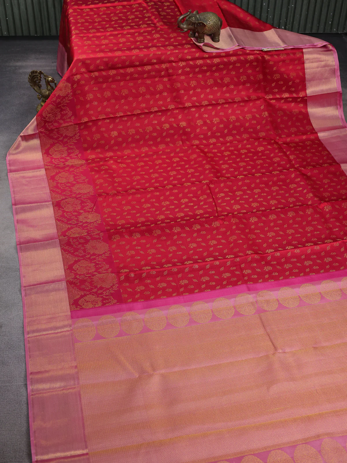 Red -Peach Pink Pure Kanchipuram Silk Saree - Image 2