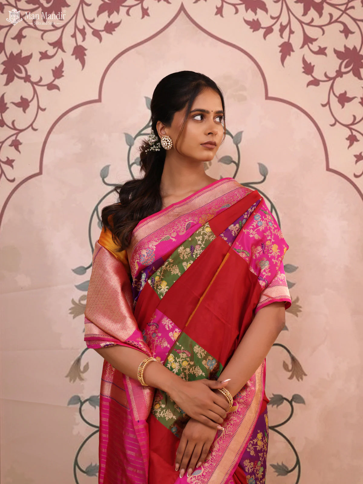 Red - Pink Banarasi Kadwa Silk Saree - Image 2