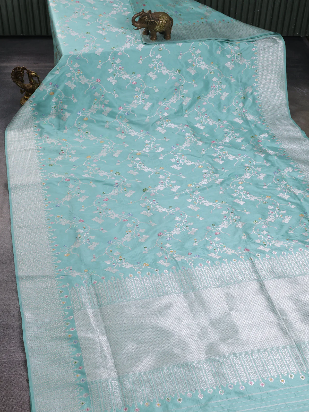 Sea Blue Banarasi Kadwa Silk Saree - Image 2