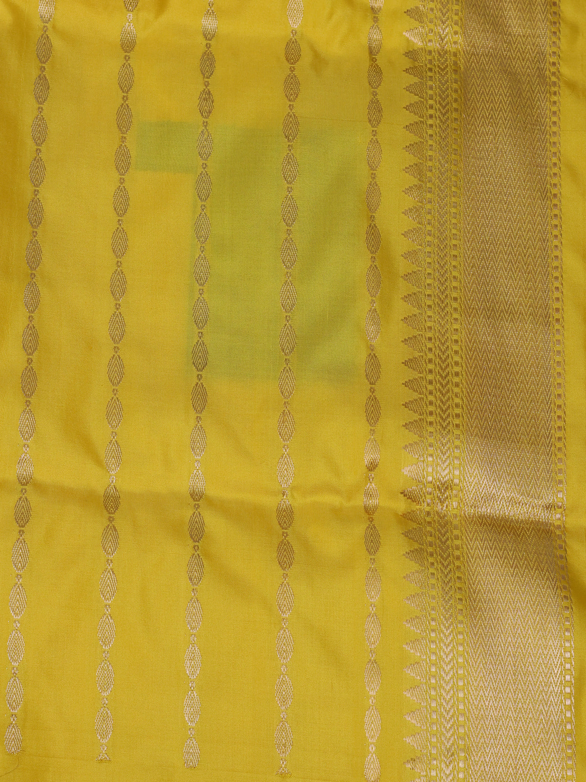 Yellow Banarasi Silk Saree - Image 4